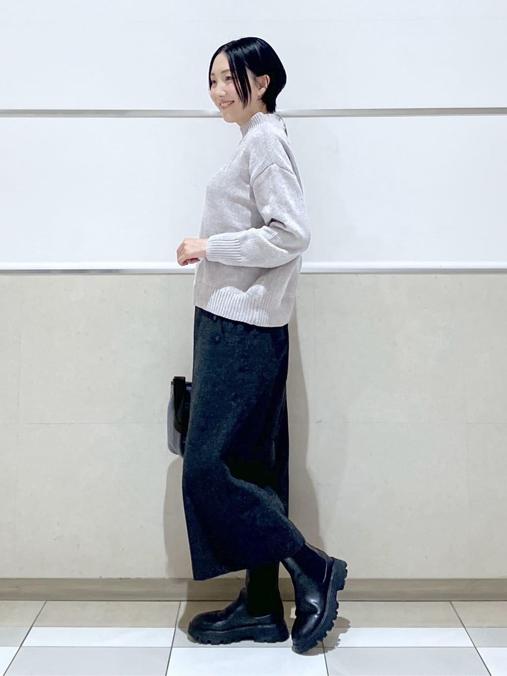 eriko さんの「Dessin｜【洗える】ハイネックベロアモールニット」を使ったコーディネート