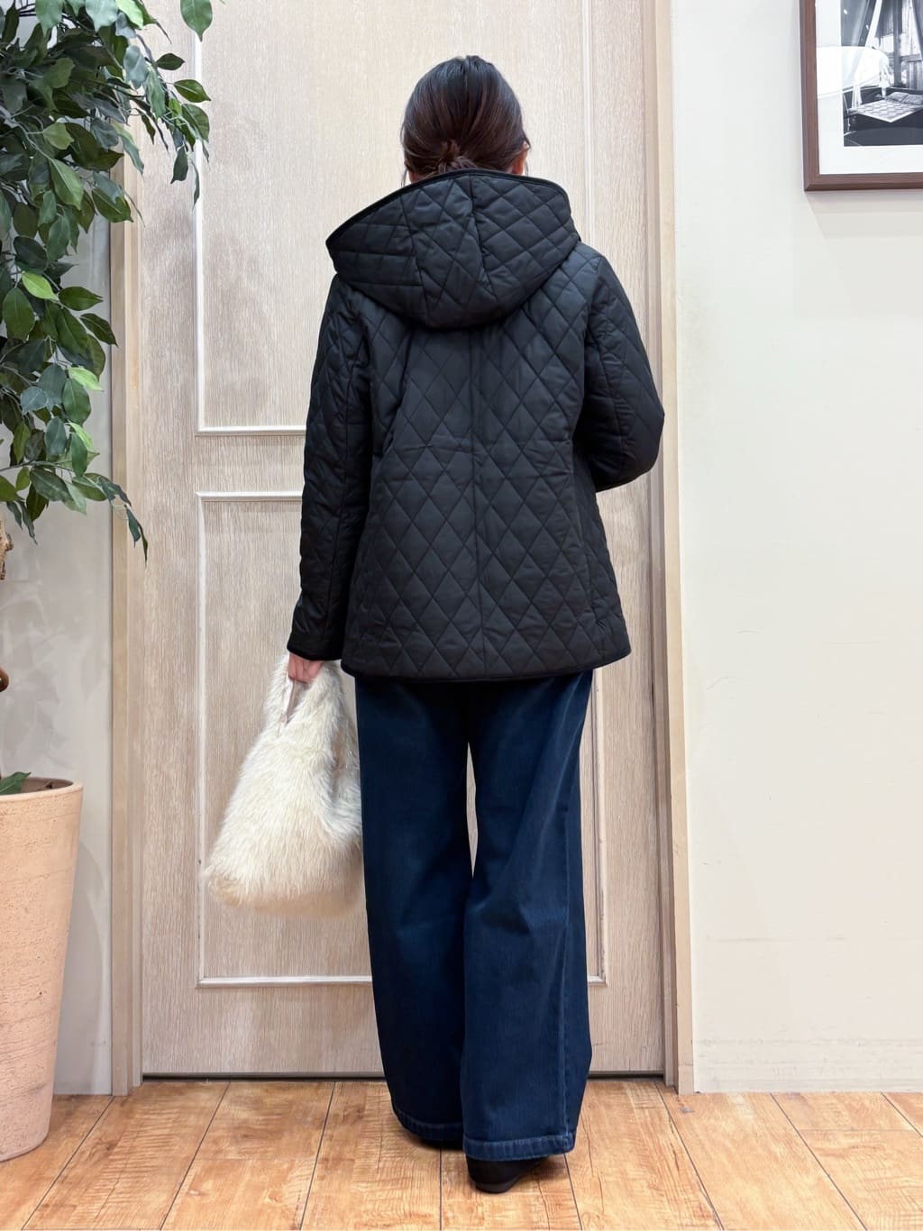 なみさんの「SHOO･LA･RUE｜【S-LL】ふんわり大人の 透かし編みニット」を使ったコーディネート