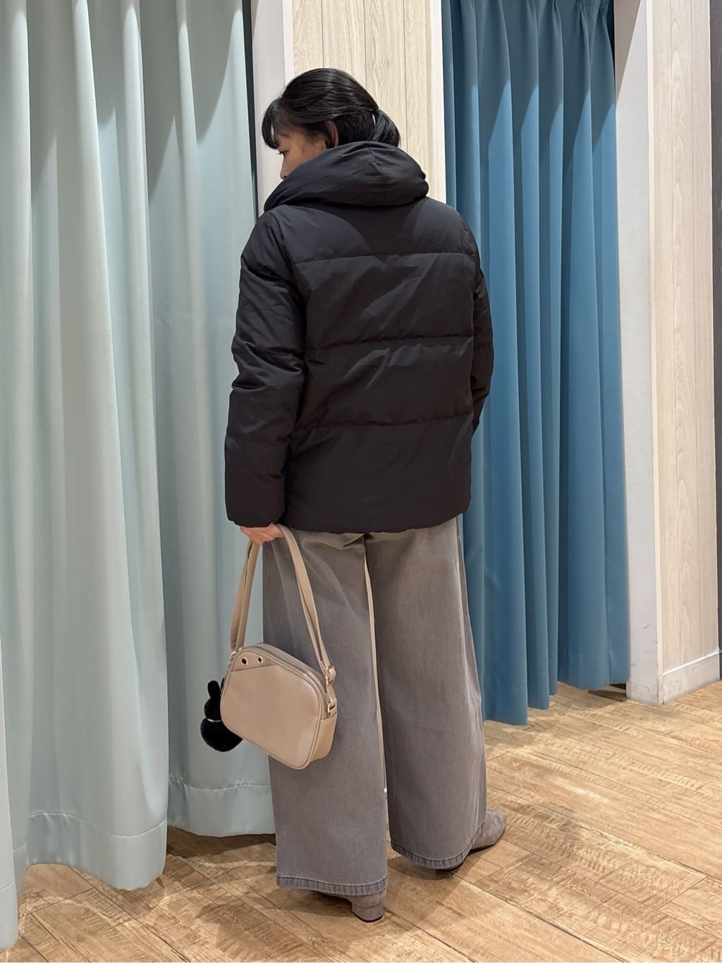 わかさんの「SHOO･LA･RUE｜【撥水/洗える】ショートフーディーダウン」を使ったコーディネート