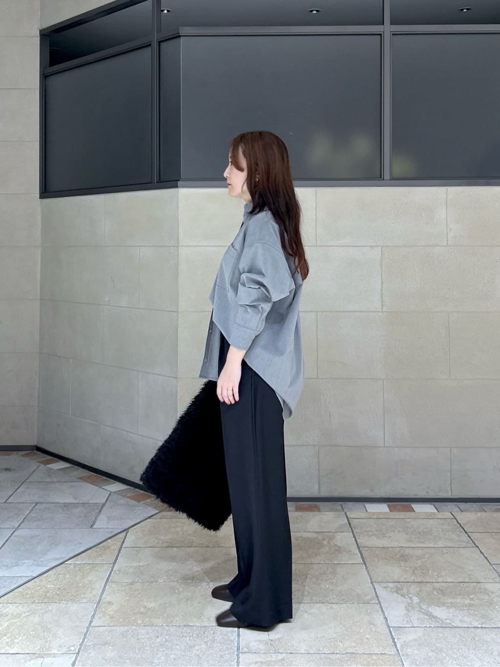 よねさんの「INDIVI｜Comfy SET UP｜イージーストレートワイドパンツ【セットアップ対応／通勤/カセット服】」を使ったコーディネート