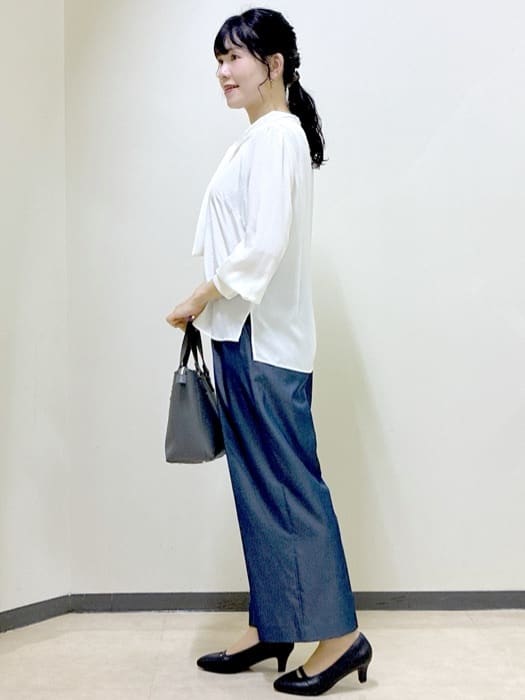  beni_gingerさんの「Reflect｜【きちんと見え／通勤／セレモニーにおすすめ◎】ドット柄ボウタイブラウス」を使ったコーディネート