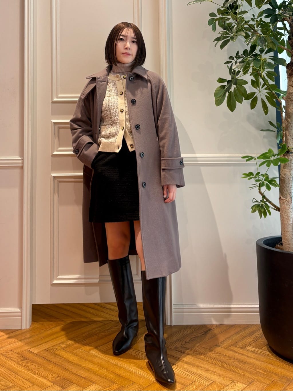 nakaoさんの「DRESSTERIOR｜Super110sウールステンカラーコート」を使ったコーディネート