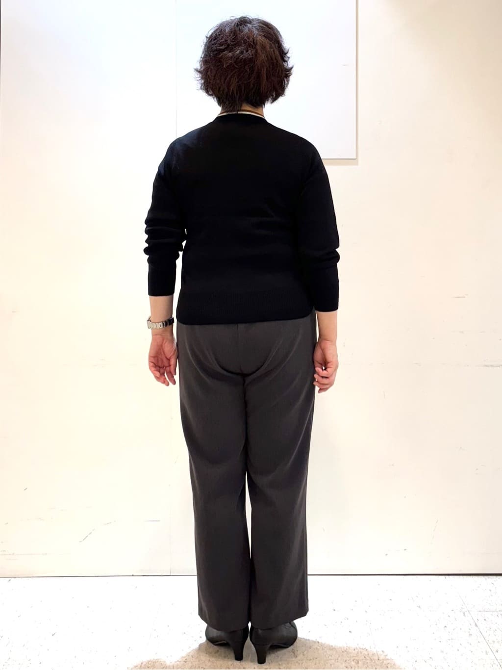 ヤスコさんの「Reflect｜【ウエスト総ゴム／セットアップ可】フルレングスストレートパンツ」を使ったコーディネート