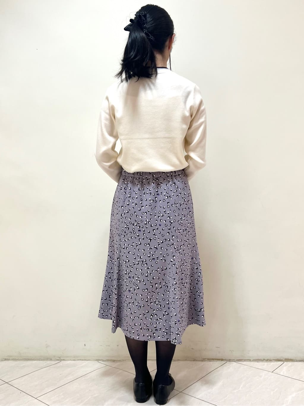 yanaさんの「Reflect｜ソフトフレアプリントスカート」を使ったコーディネート