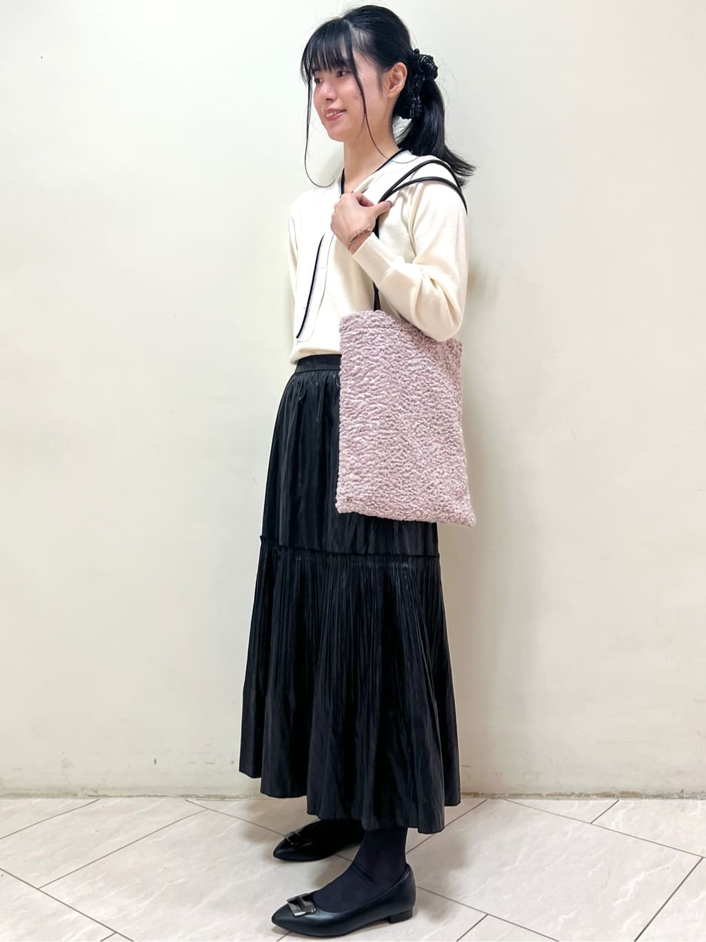 yanaさんの「Reflect｜【腰周りすっきり◎】プリーツギャザースカート」を使ったコーディネート