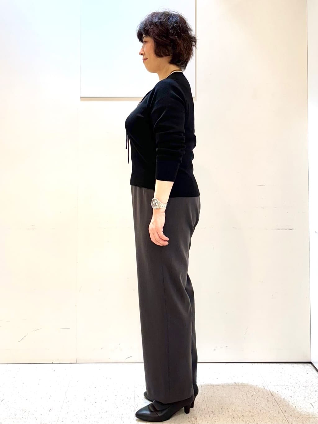 ヤスコさんの「Reflect｜【ウエスト総ゴム／セットアップ可】フルレングスストレートパンツ」を使ったコーディネート