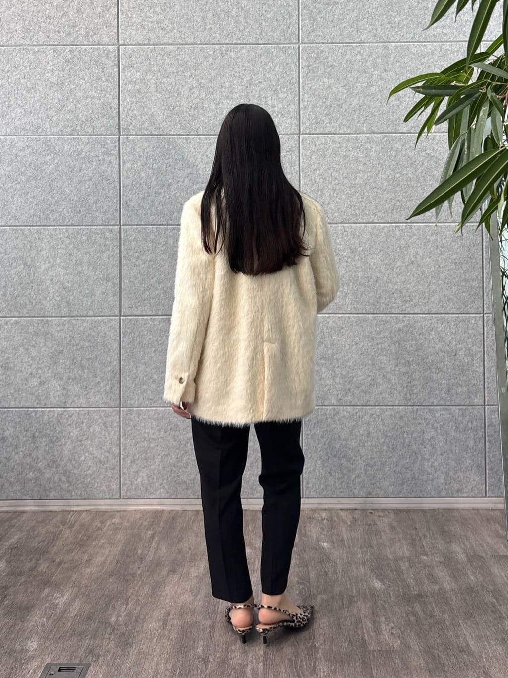 rinaさんの「INDIVI｜Comfy SET UP｜イージーテーパードパンツ【セットアップ対応／通勤/カセット服】」を使ったコーディネート