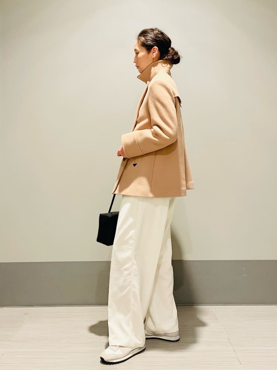 Annさんの「DRESSTERIOR｜アルパカブレンドVネックニット」を使ったコーディネート