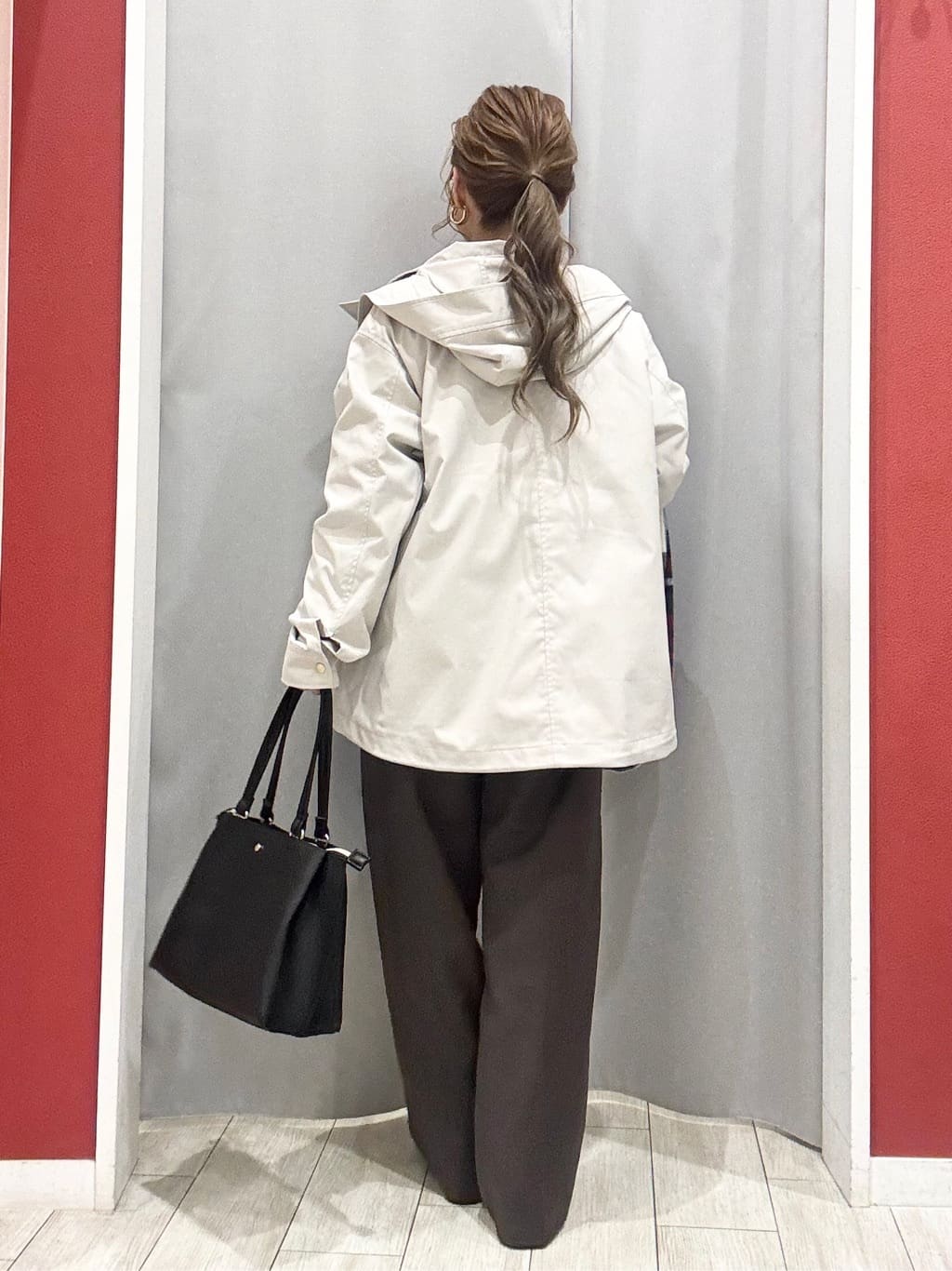 shioさんの「SHOO･LA･RUE｜【S-LL/ゆったり】ふわふわシャギー 大人レディなニット」を使ったコーディネート