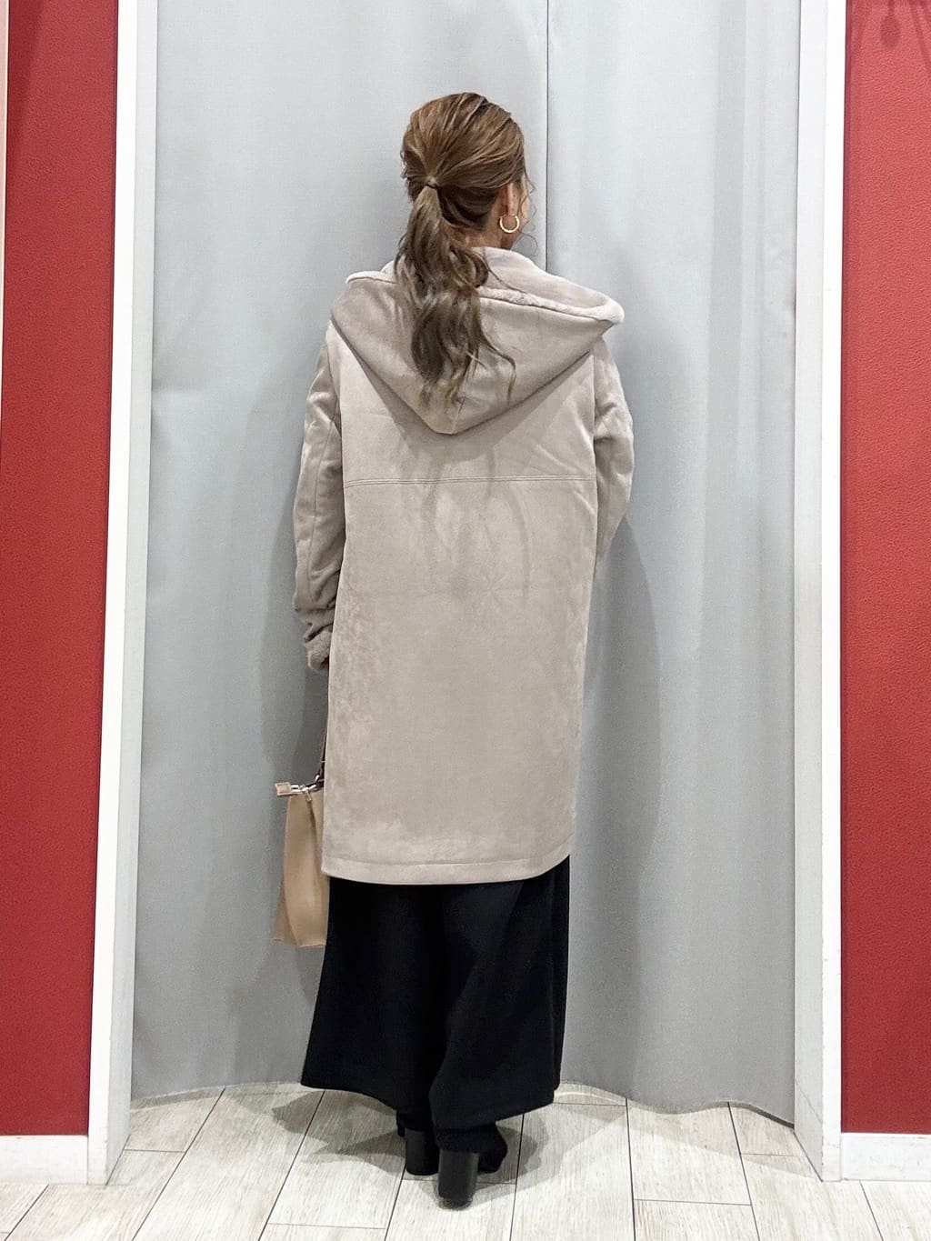 shioさんの「SHOO･LA･RUE｜【洗濯機可】美脚見え あったか圧縮ニット ガウチョパンツ」を使ったコーディネート