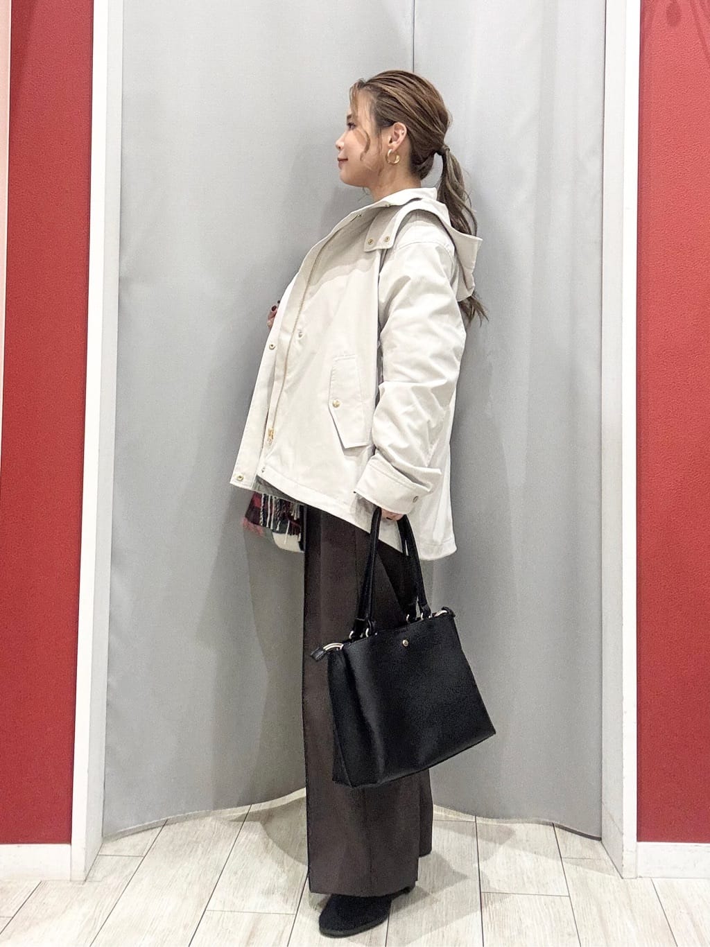 shioさんの「SHOO･LA･RUE｜【S-LL/ゆったり】ふわふわシャギー 大人レディなニット」を使ったコーディネート