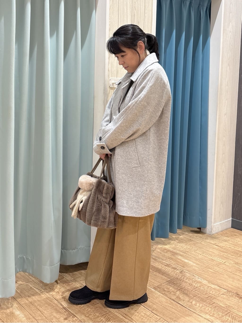 わかさんの「SHOO･LA･RUE｜【着丈選べる】ウールフィールあったか裏起毛ワイドパンツ」を使ったコーディネート