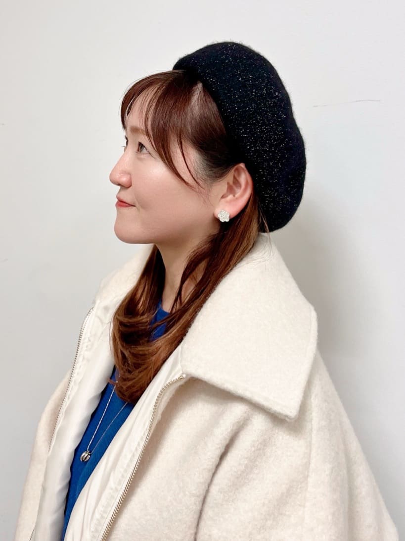 ゆっきーさんの「SHOO･LA･RUE｜【S-LL】大人の抜け感 合皮フレアスカート」を使ったコーディネート
