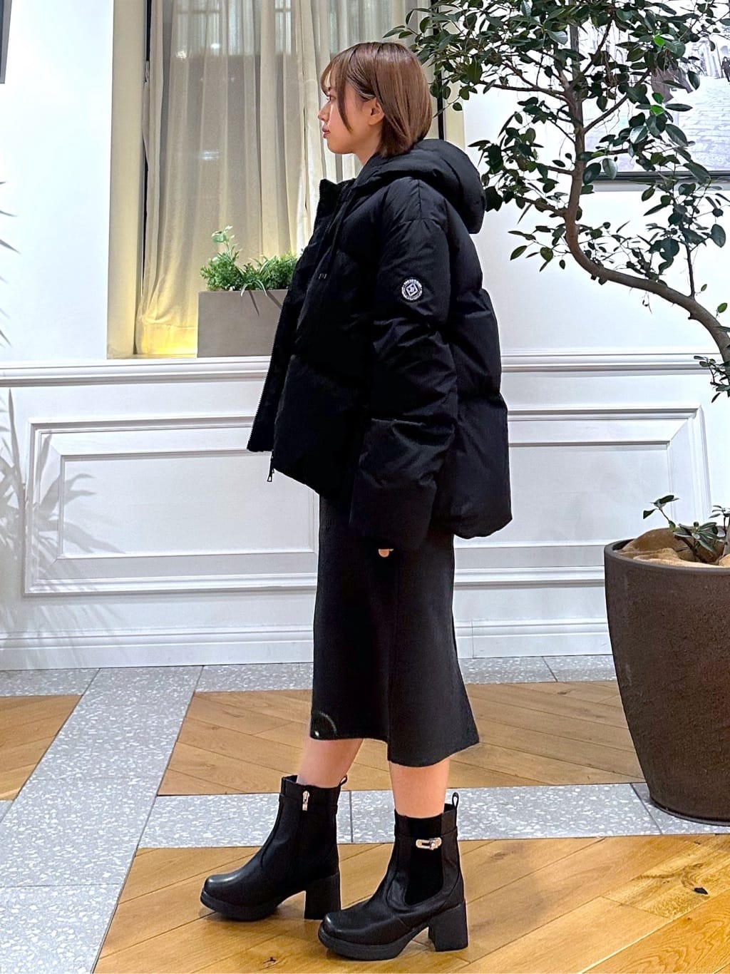 なべこさんの「DRESSTERIOR｜スパンコール2WAY巾着バッグ」を使ったコーディネート