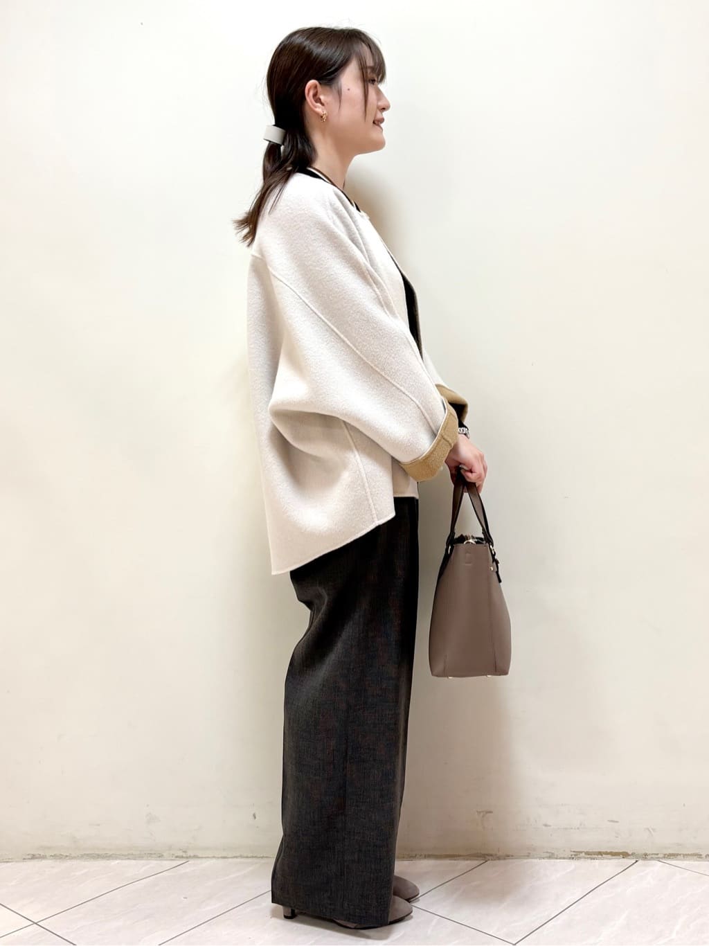 mikiさんの「Reflect｜【単品使いOK◎／セットアップ可】リラクシーメランジワイドパンツ」を使ったコーディネート