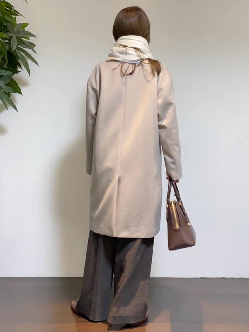 tomoさんの「UNTITLED｜【重ね着もおすすめ/洗える】ウールカシミヤ クルーネックニット」を使ったコーディネート