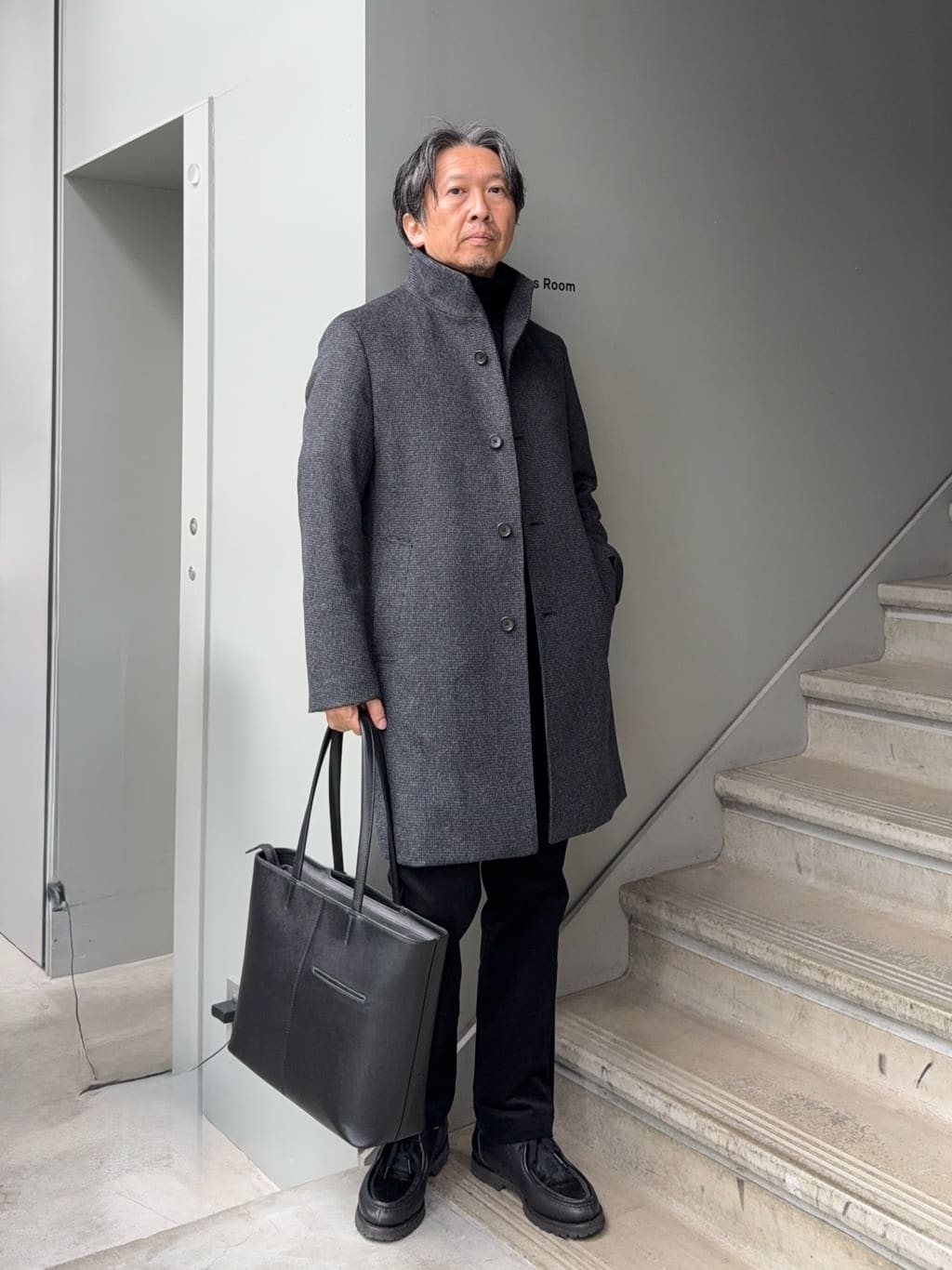 デザイナーTAKEman さんの「TAKEO KIKUCHI｜カシミヤブレンド ビーバー調ピンヘッドスタンドカラーコート」を使ったコーディネート