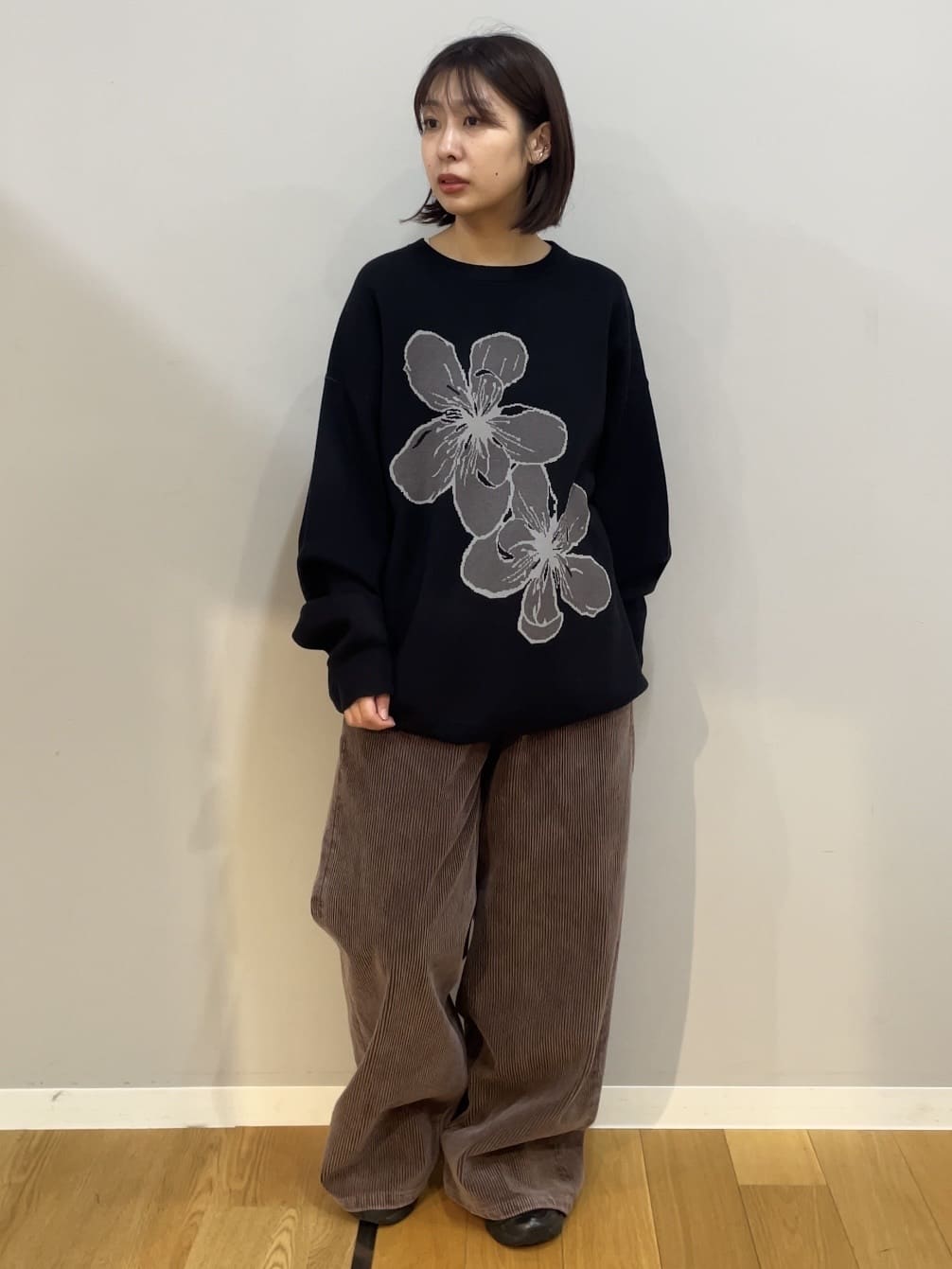 abeさんの「tk.TAKEO KIKUCHI｜フラワーニットプルオーバー」を使ったコーディネート