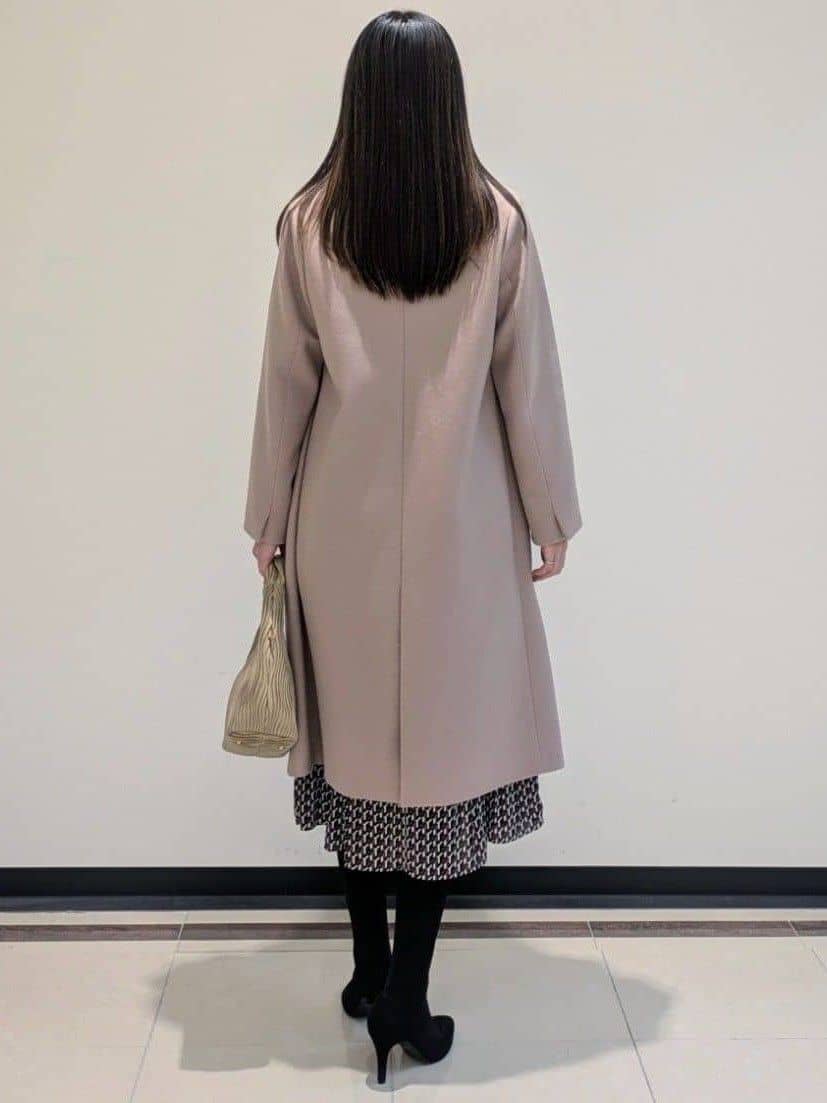 mikiさんの「COUP DE CHANCE｜【リボン取り外し可】幾何柄プリーツワンピース」を使ったコーディネート
