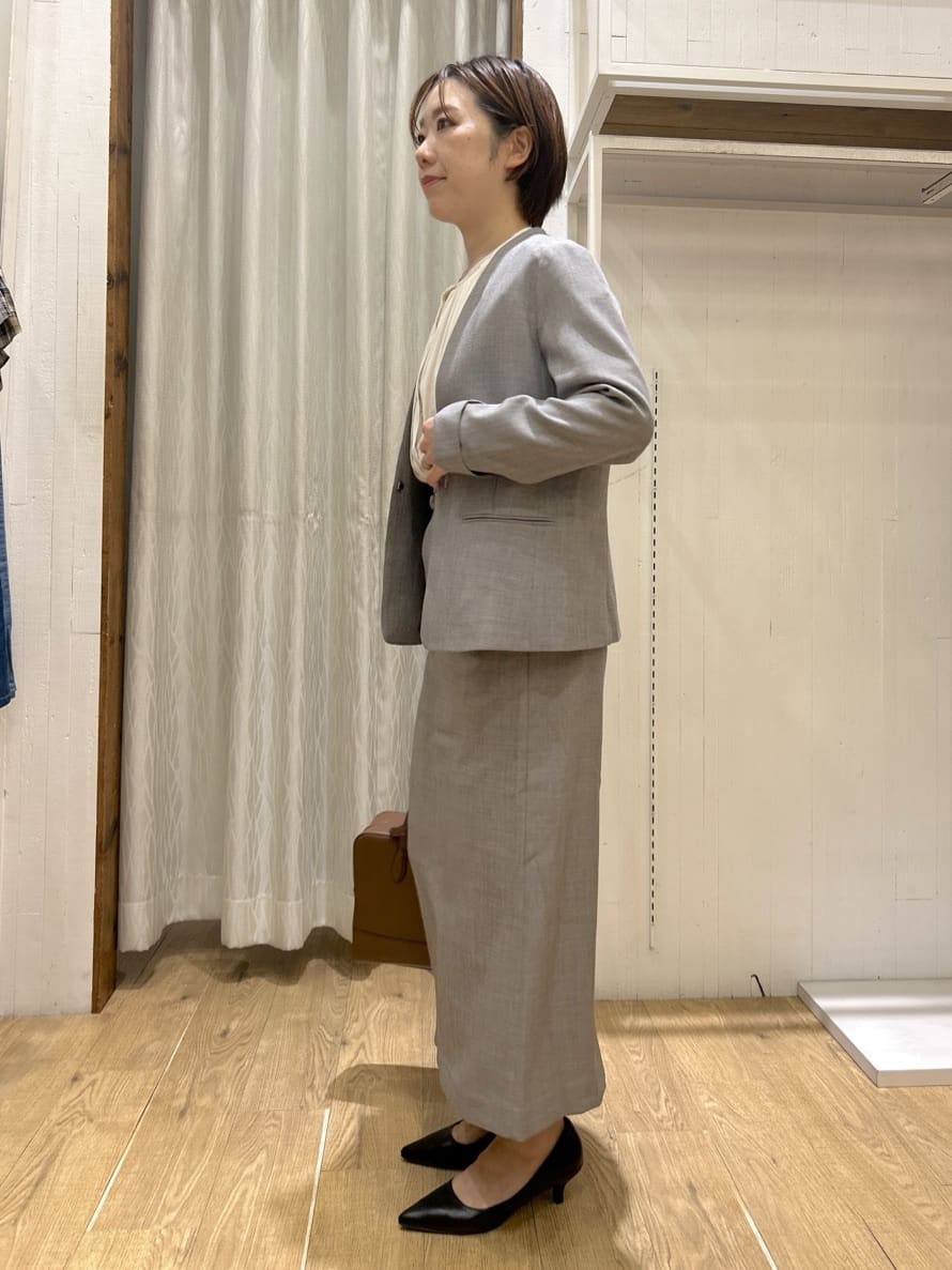 ga_riさんの「THE SHOP TK｜ビジネスノーカラージャケット【セットアップ可/洗える】/CAVIANシリーズ」を使ったコーディネート