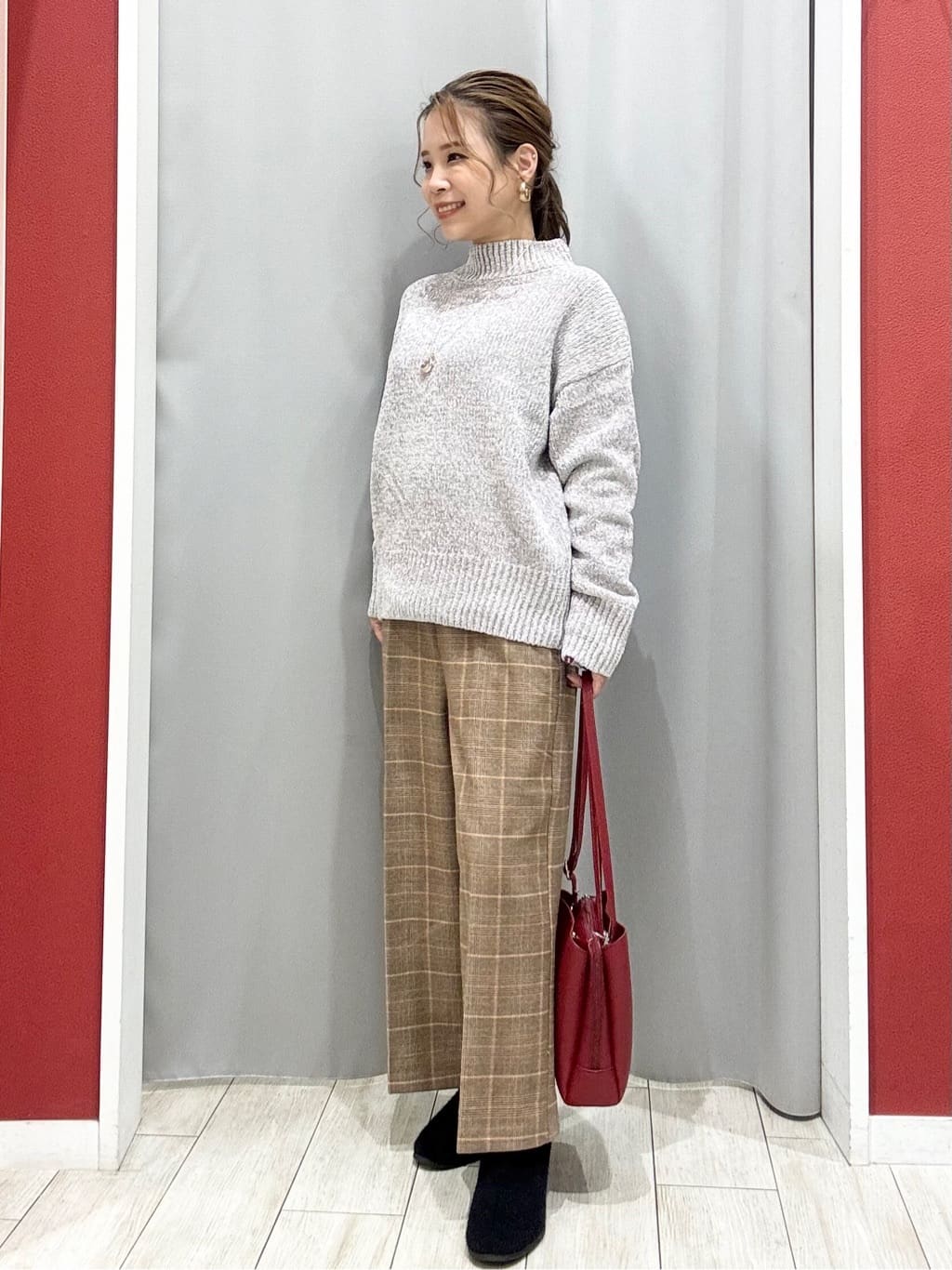 shioさんの「SHOO･LA･RUE｜【洗濯機可/S-LL】きちんと見えする あったか裏起毛ガウチョパンツ」を使ったコーディネート