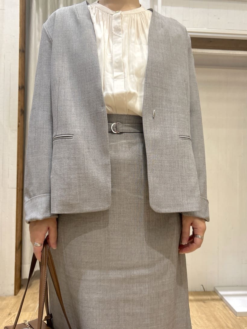 ga_riさんの「THE SHOP TK｜ビジネスノーカラージャケット【セットアップ可/洗える】/CAVIANシリーズ」を使ったコーディネート