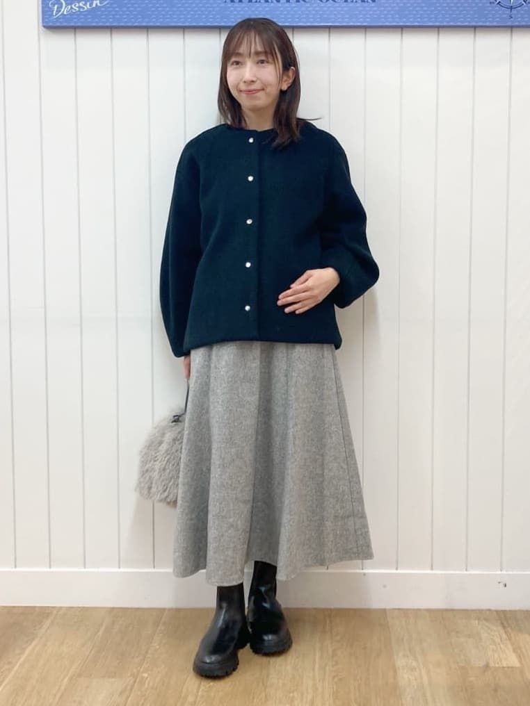 yoshiさんの「Dessin｜【洗える】ウールブレンド後ろボタンニット」を使ったコーディネート