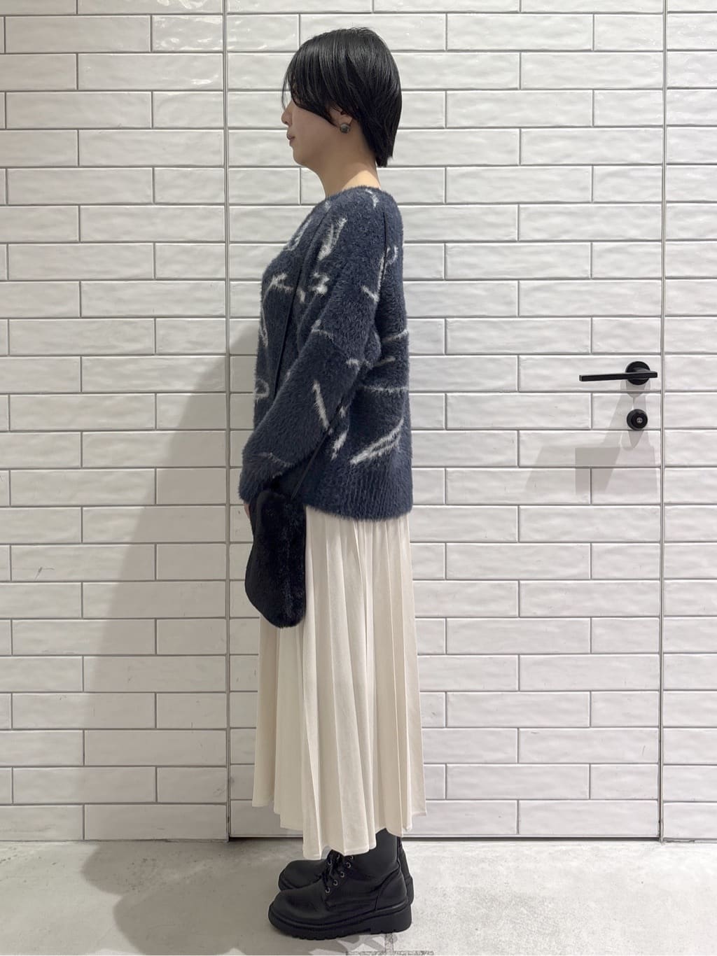 ayumiさんの「OPAQUE.CLIP｜アート柄シャギーニット【洗濯機OK】」を使ったコーディネート