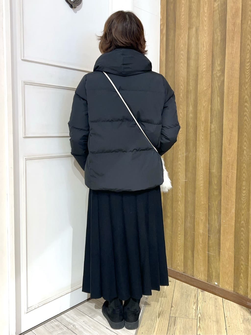 yuriyuriさんの「SHOO･LA･RUE｜【撥水/洗える】ショートフーディーダウン」を使ったコーディネート