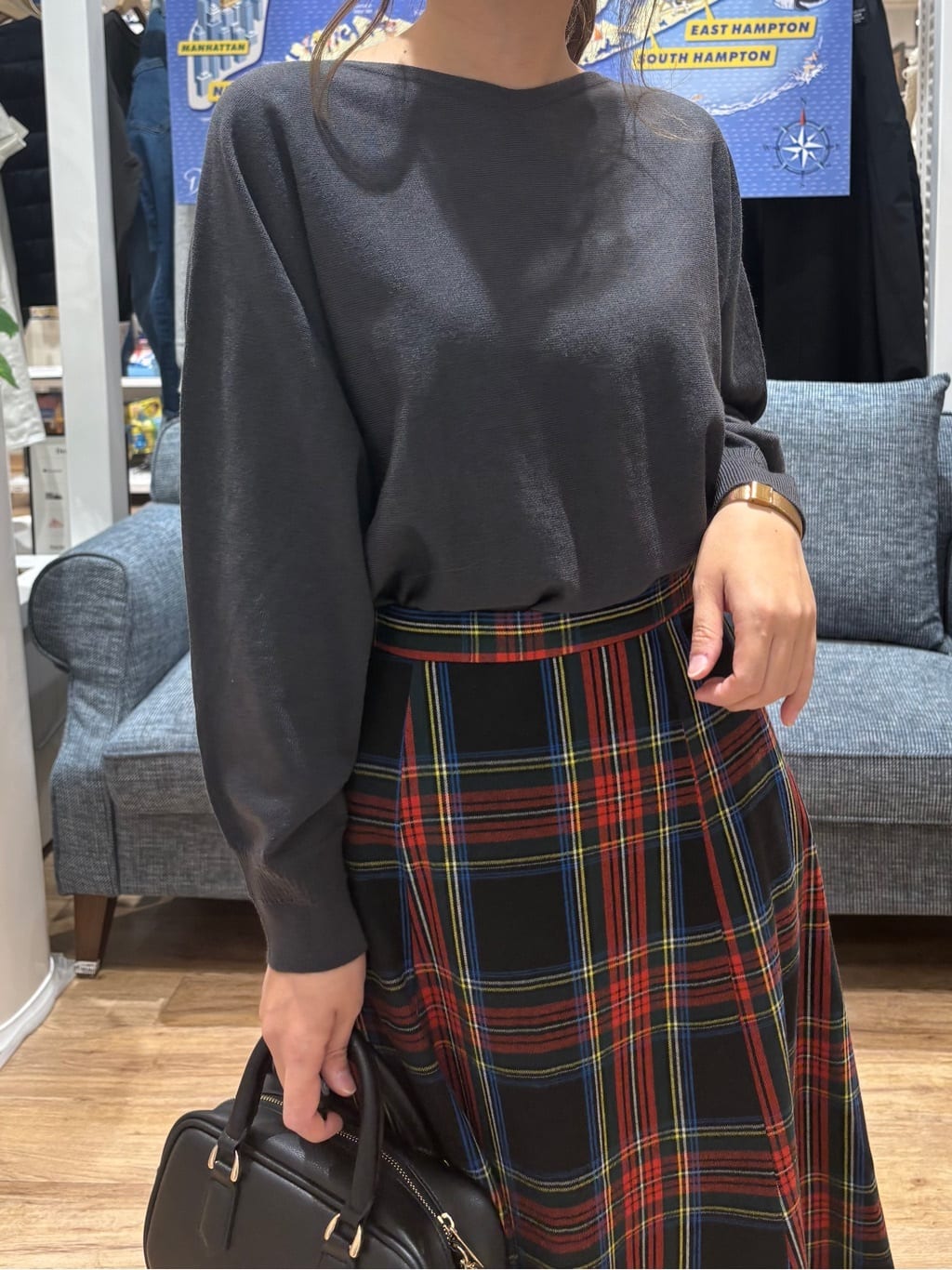 yuinaさんの「Dessin｜【洗える】ウールブレンド後ろボタンニット」を使ったコーディネート