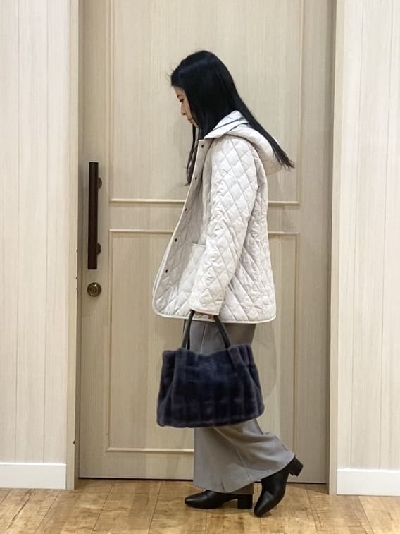 ERIさんの「SHOO･LA･RUE｜」を使ったコーディネート