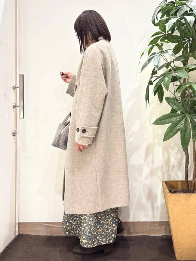 TOWAさんの「SHOO･LA･RUE｜【S-LL】華やかで主役 花柄Aラインスカート」を使ったコーディネート