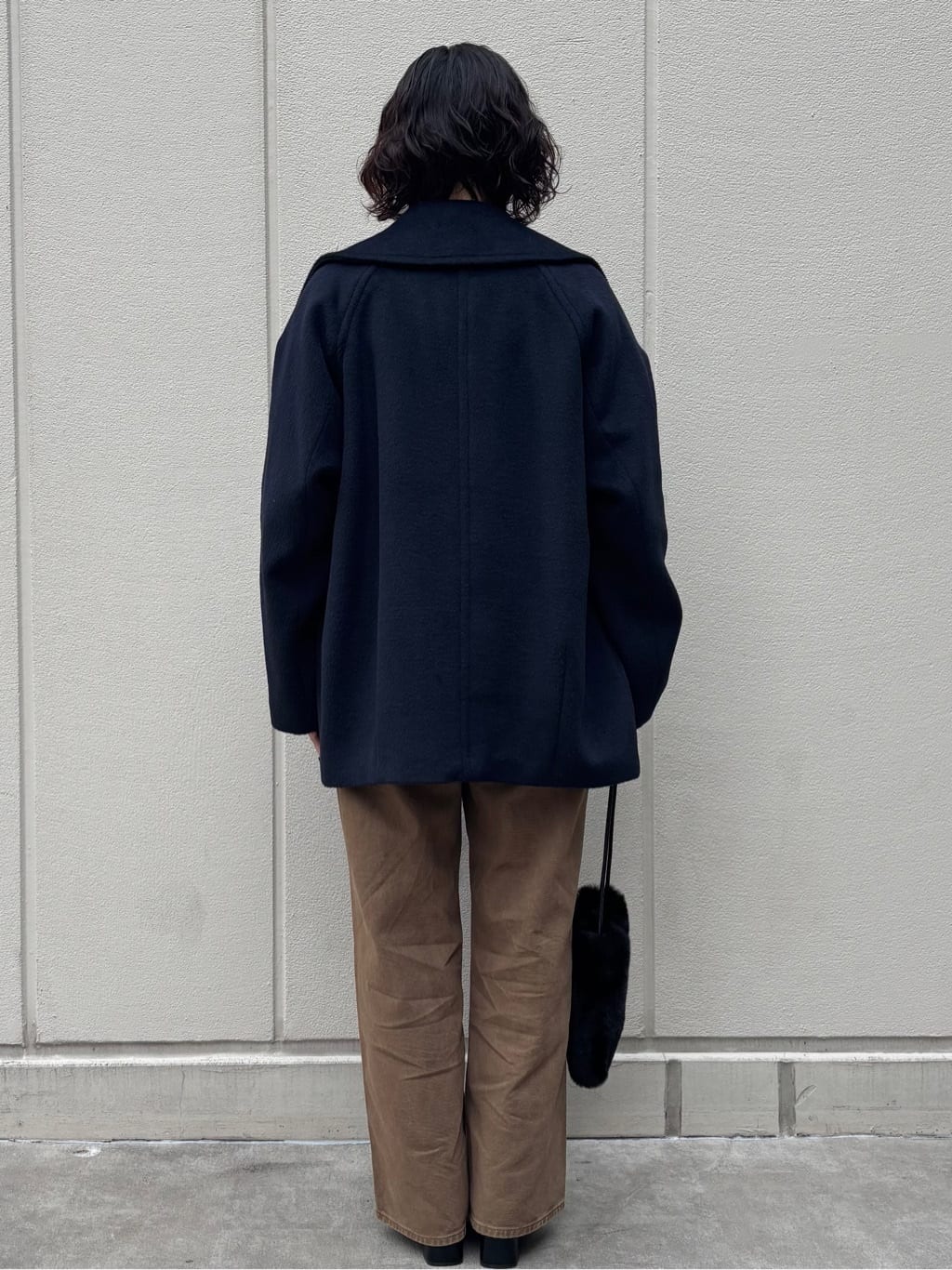 mhさんの「OPAQUE.CLIP｜カシミヤブレンドウールミドルピーコート」を使ったコーディネート