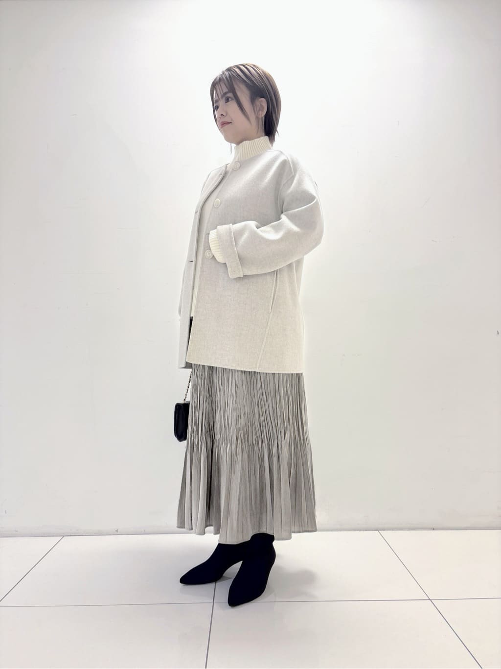 ayumiさんの「UNTITLED｜【ミディ丈/軽やか】セミラグランリバー コート」を使ったコーディネート