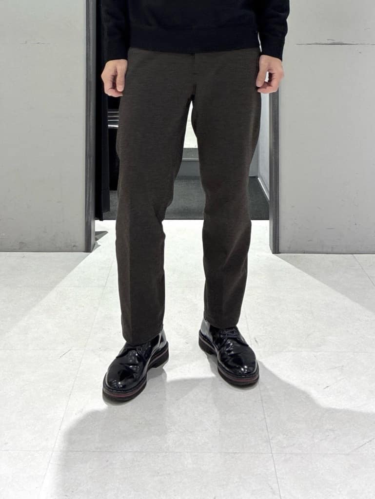 わいずみさんの「TAKEO KIKUCHI｜アンチピリング タートルネック ニット」を使ったコーディネート