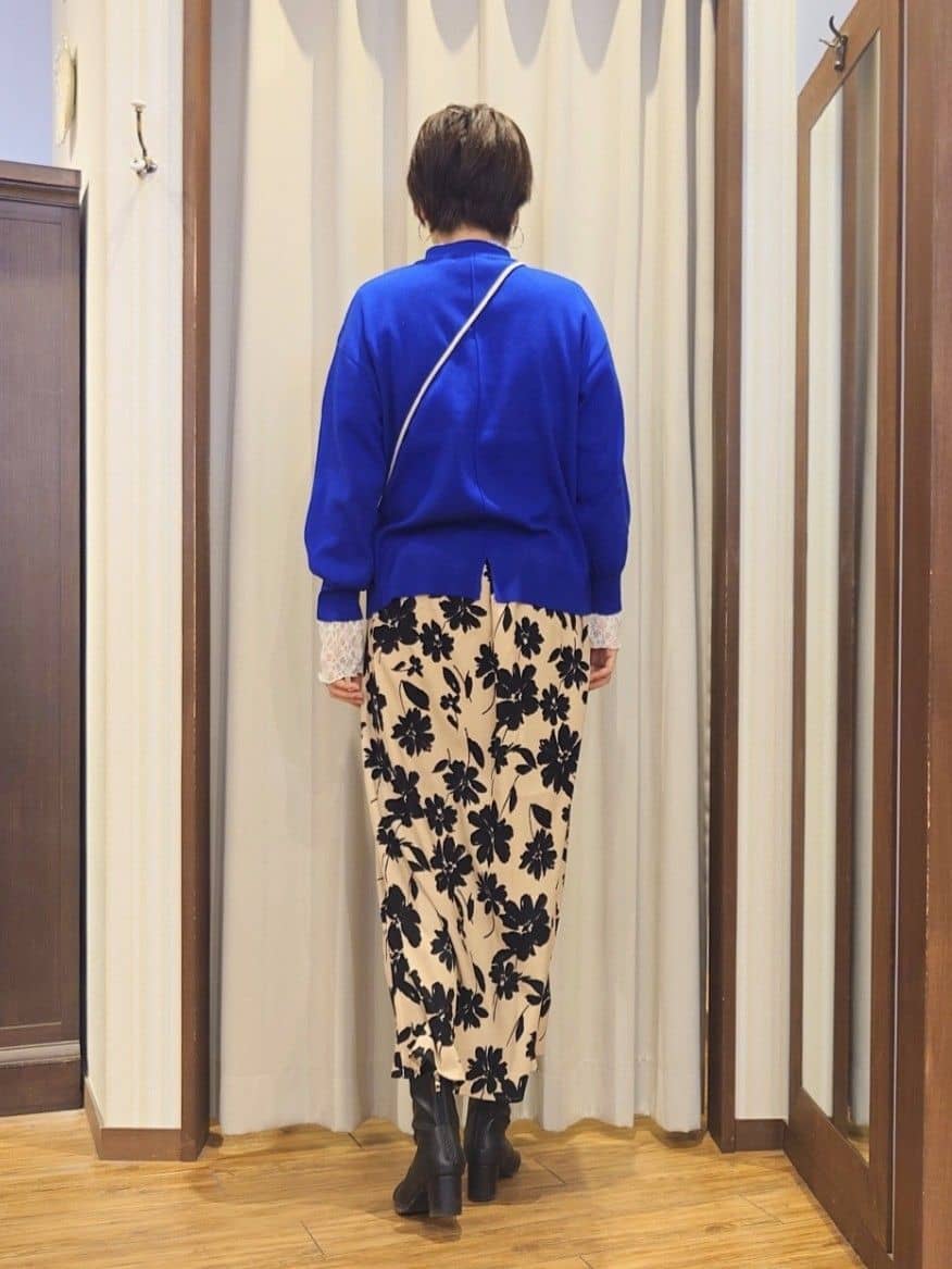 ERIKOさんの「SHOO･LA･RUE｜【S-LL】上品なレースハイネックトップス」を使ったコーディネート