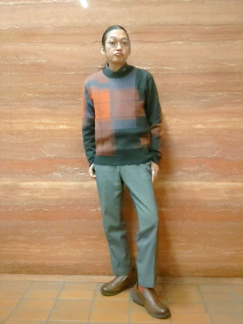 かしげるさんの「TAKEO KIKUCHI｜ランダム チェック ジャカード ニット」を使ったコーディネート