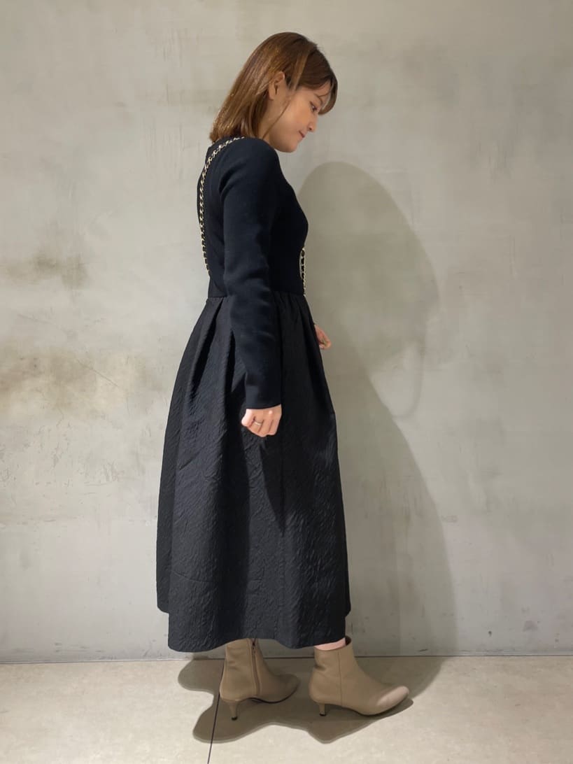ゆいさんの「UNTITLED｜【大人フェミニン/トレンド】ニット&times;ジャカード ドッキングワンピース」を使ったコーディネート