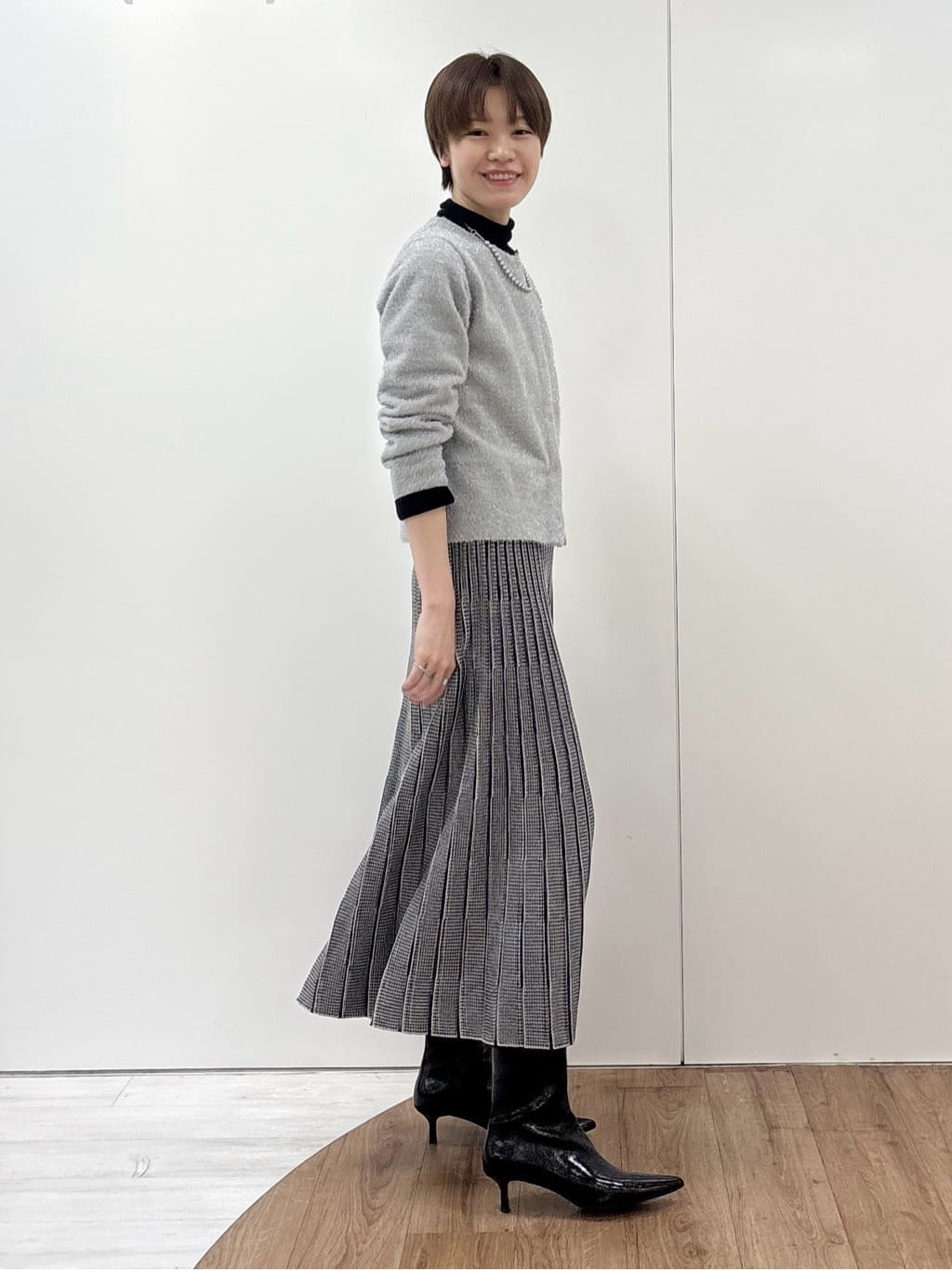 kanaeさんの「INDIVI｜【名品／撥水／抗菌防臭】ショート丈リサイクルダウンコート」を使ったコーディネート