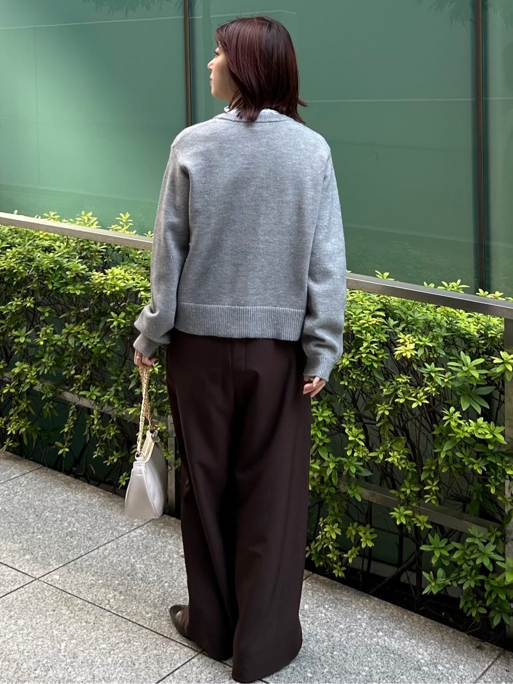 RINAさんの「OPAQUE.CLIP｜金ボタンラメニットカーディガン【洗濯機OK】」を使ったコーディネート