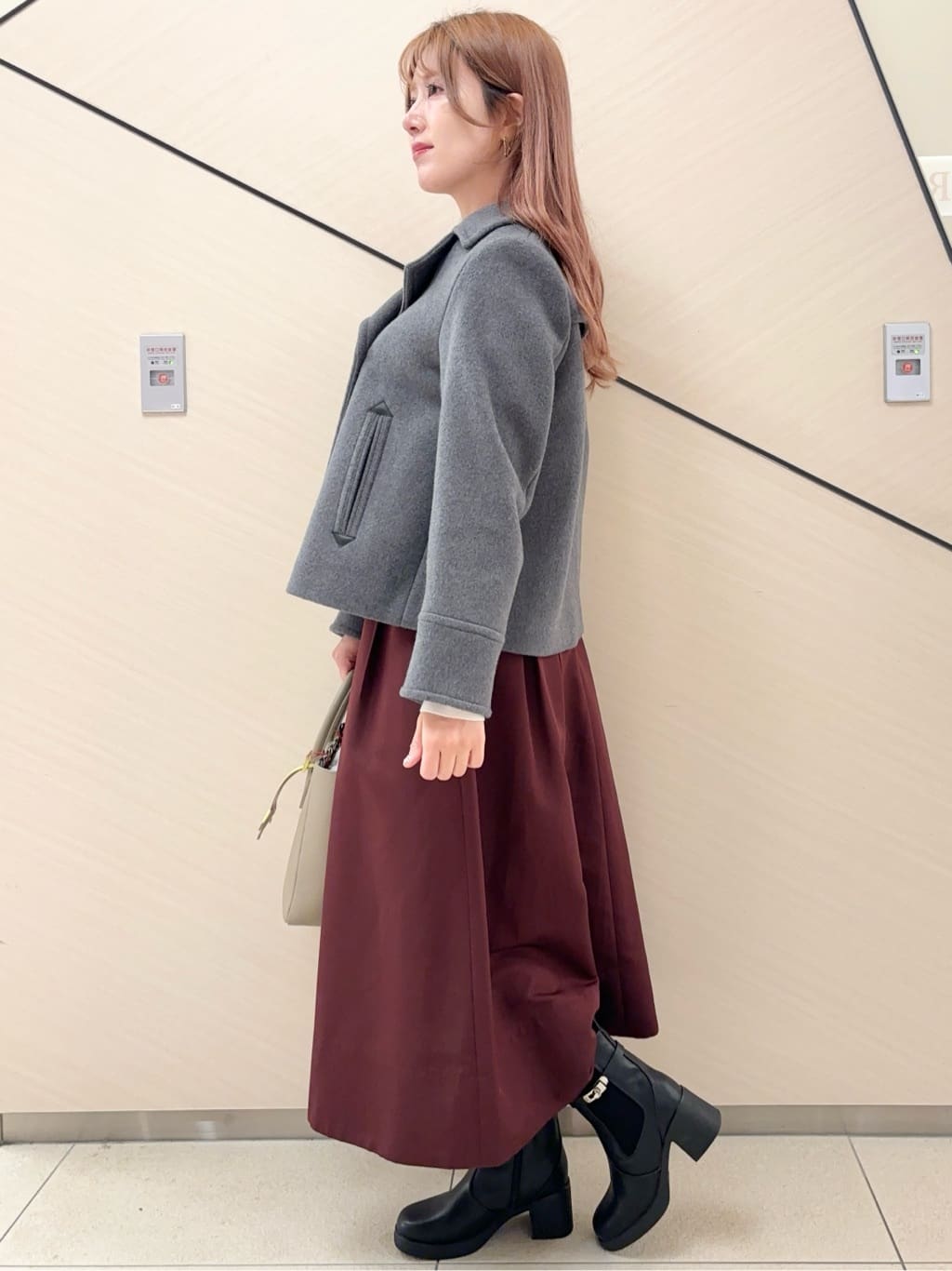 Rinaさんの「DRESSTERIOR｜ストレッチフルニードルニット」を使ったコーディネート