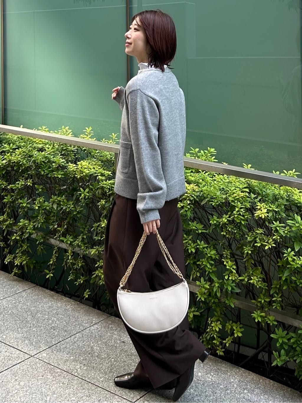 RINAさんの「OPAQUE.CLIP｜金ボタンラメニットカーディガン【洗濯機OK】」を使ったコーディネート