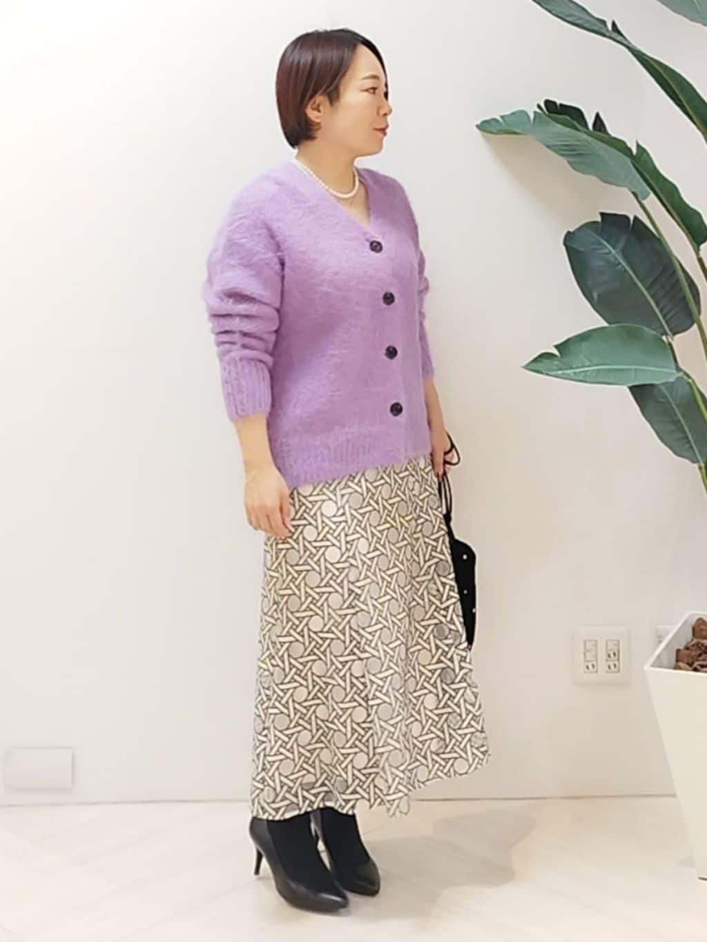 s u g iさんの「UNTITLED｜【ゆったり】アルパカ混シャギー カーディガン」を使ったコーディネート