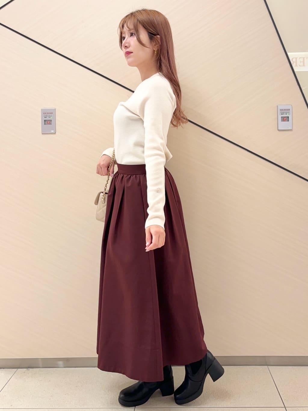 Rinaさんの「DRESSTERIOR｜ストレッチフルニードルニット」を使ったコーディネート