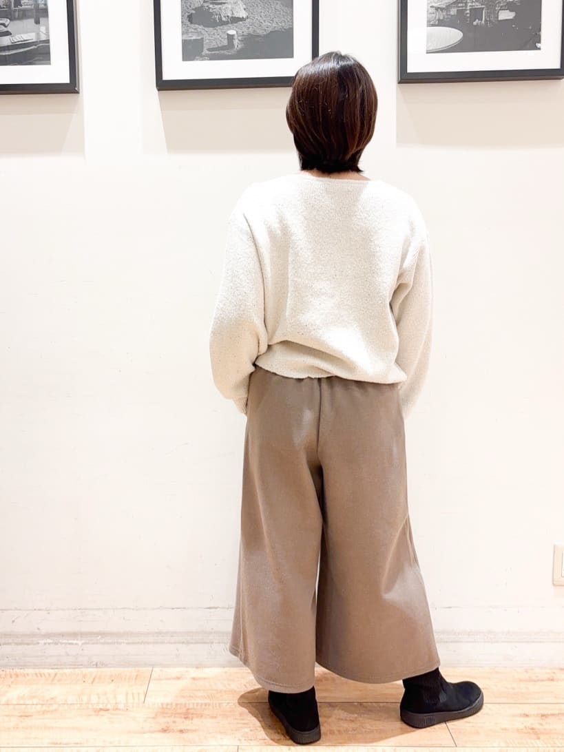 かふぇもか。さんの「SHOO･LA･RUE｜【S-LL】きらっと華やぐ　大人のスパンコールニット」を使ったコーディネート