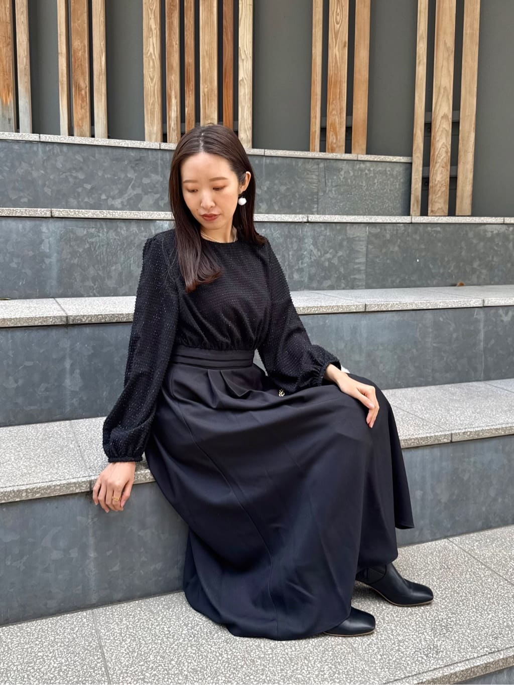 teiさんの「Couture brooch｜フェイクファーチェーンバッグ」を使ったコーディネート