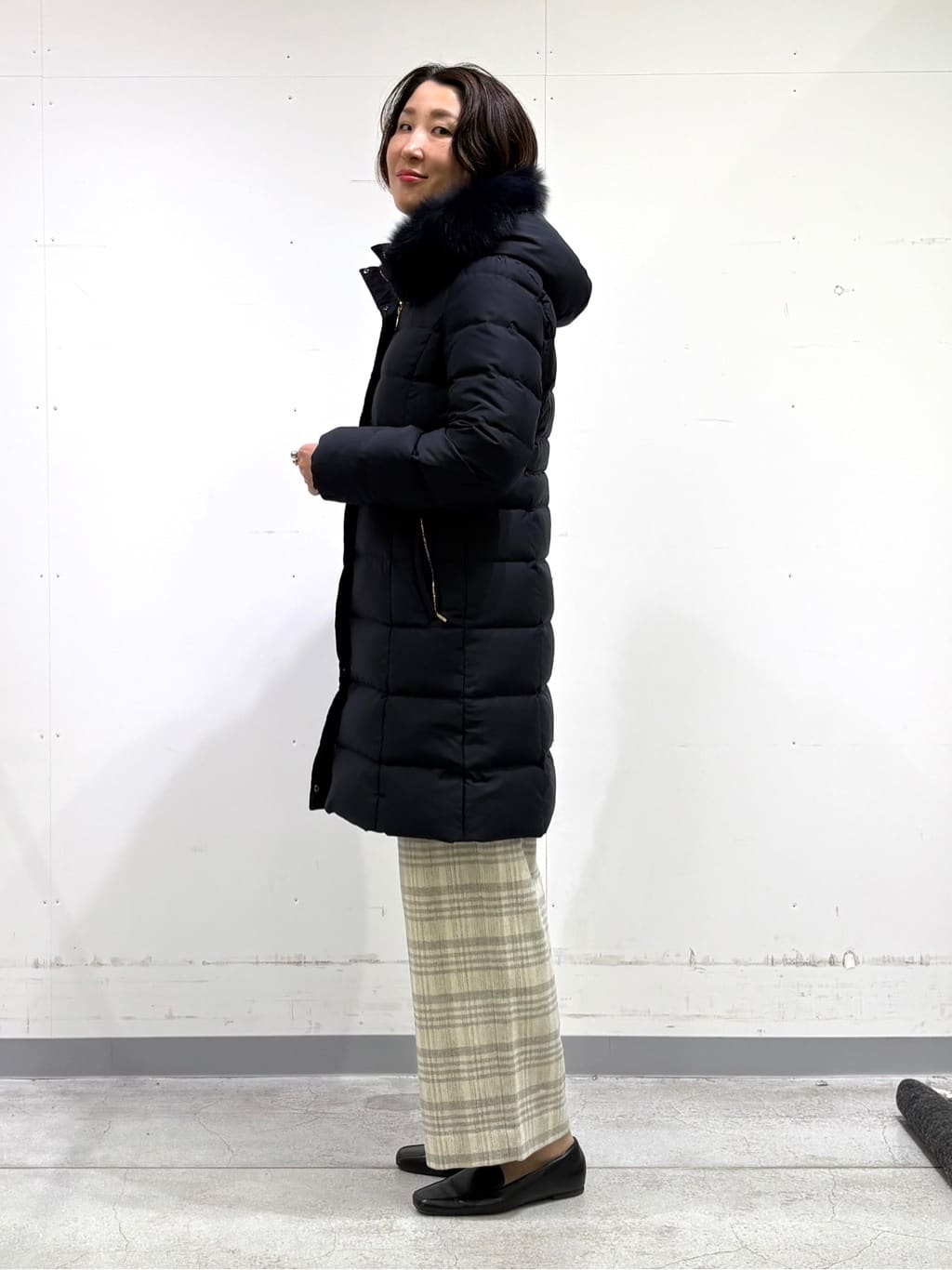 yuriさんの「INDIVI｜【洗える／毛玉になりにくい】エクストラファインウール リブタートルニット」を使ったコーディネート
