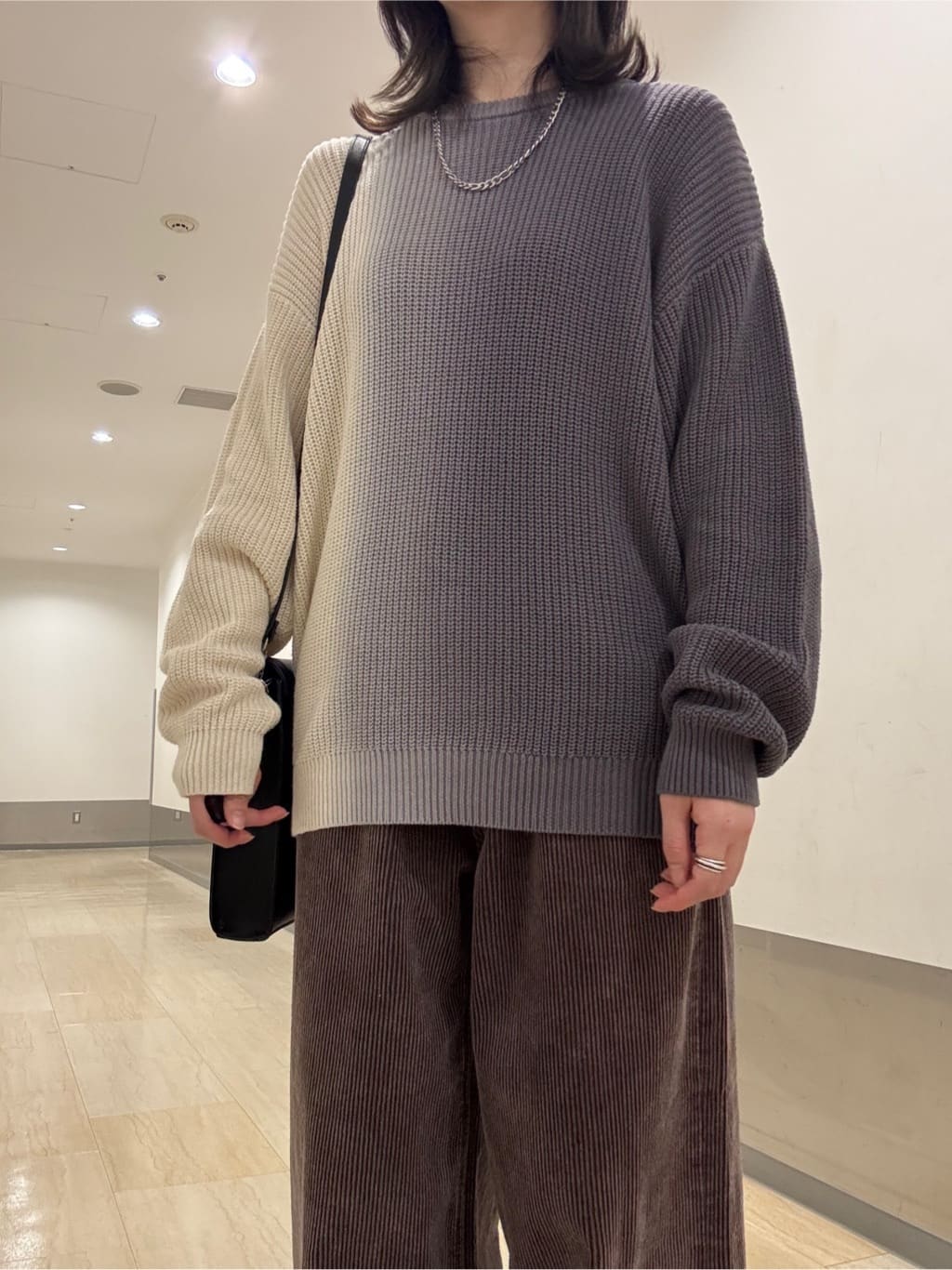 Renaさんの「tk.TAKEO KIKUCHI｜グラデダイニットプルオーバー」を使ったコーディネート