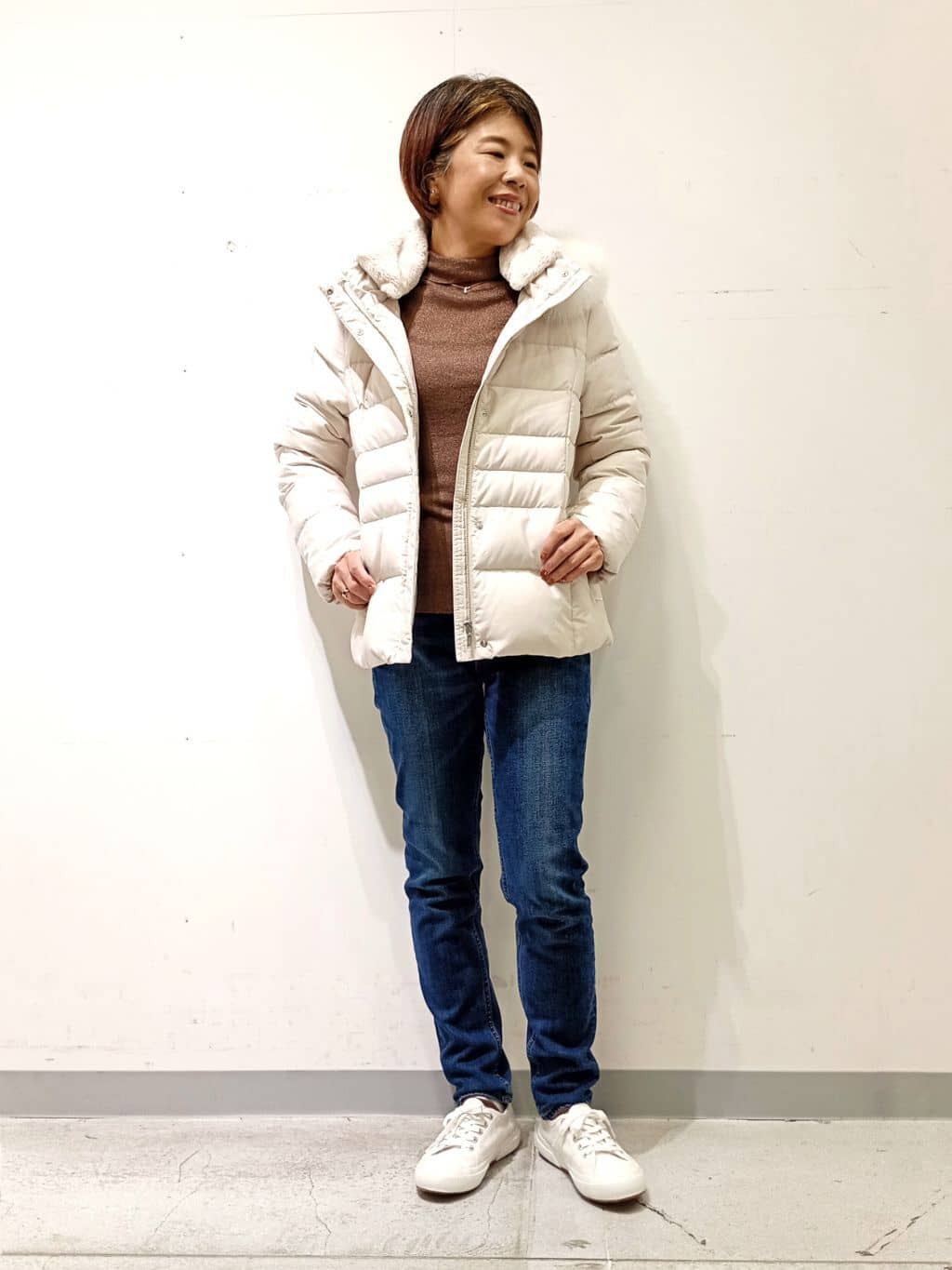 Kさんの「INDIVI｜【名品／撥水／抗菌防臭】ロング丈リサイクルダウンコート」を使ったコーディネート