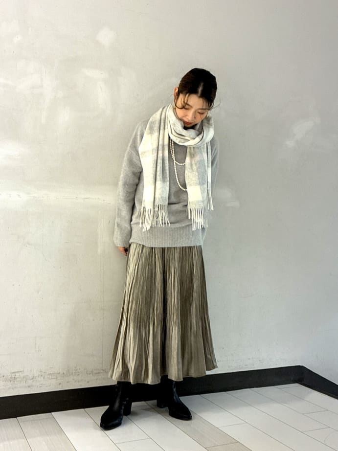 Rinさんの「UNTITLED｜【大人な品格/ふわふわニット】フォックスカシミヤ コクーンニット」を使ったコーディネート